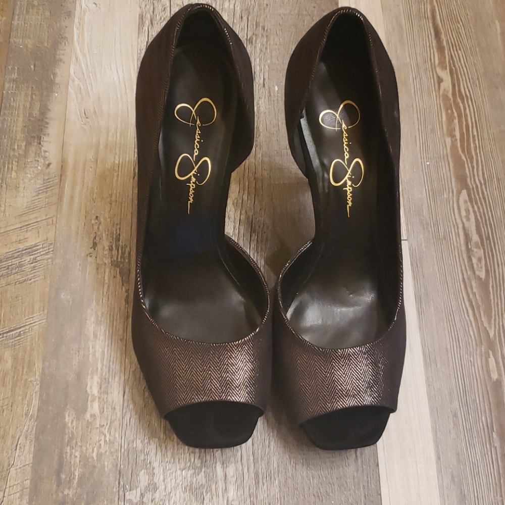Jessica Simpson heels